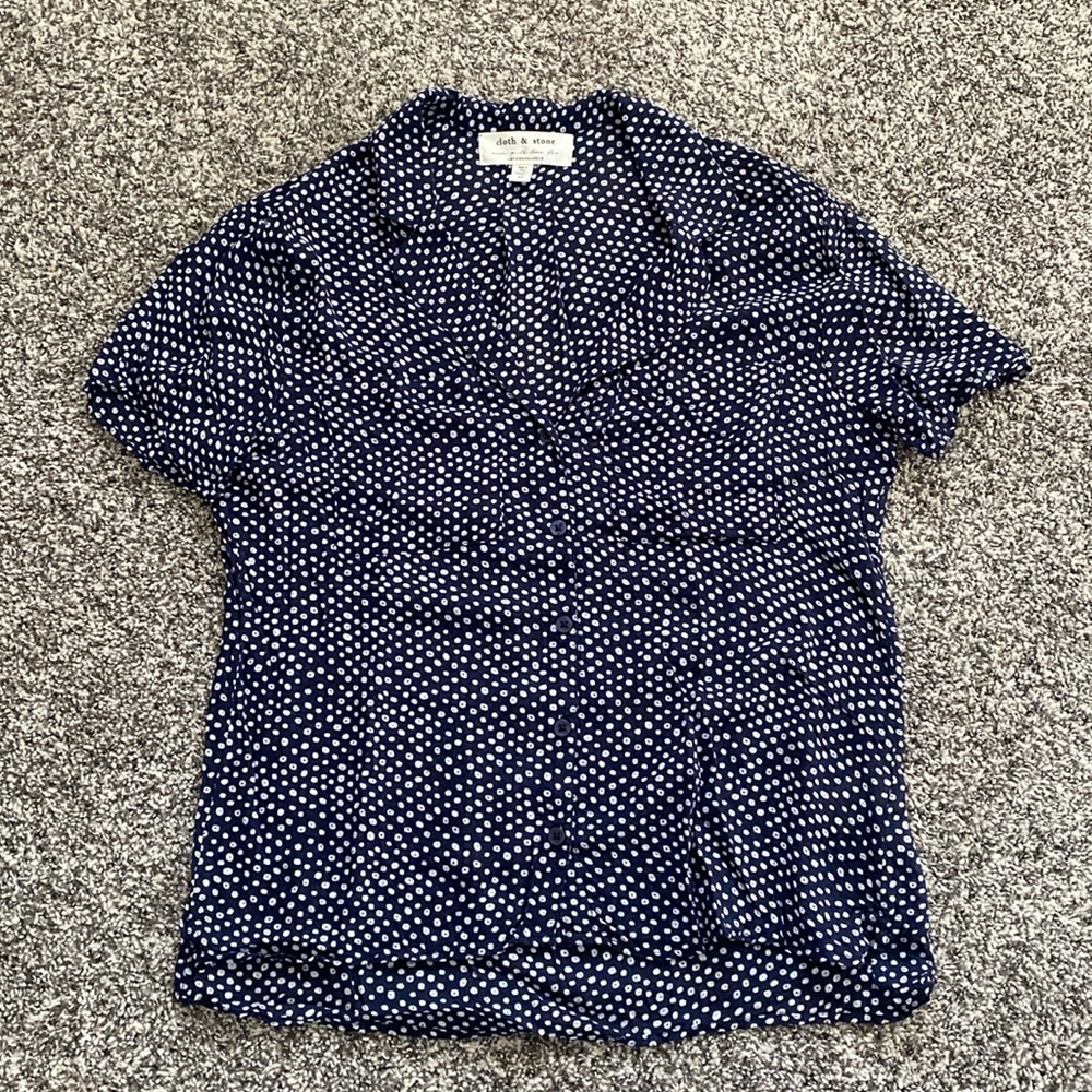 Cloth & Stone Short Sleeve Button Down Top
